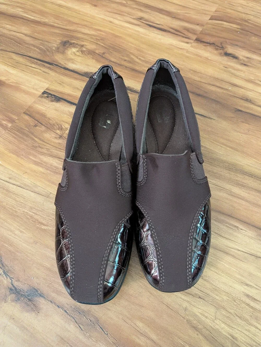 Clarks Gael Beam Casual Comfort Slip On Clogs Womens 6M, Alligator Skin Print